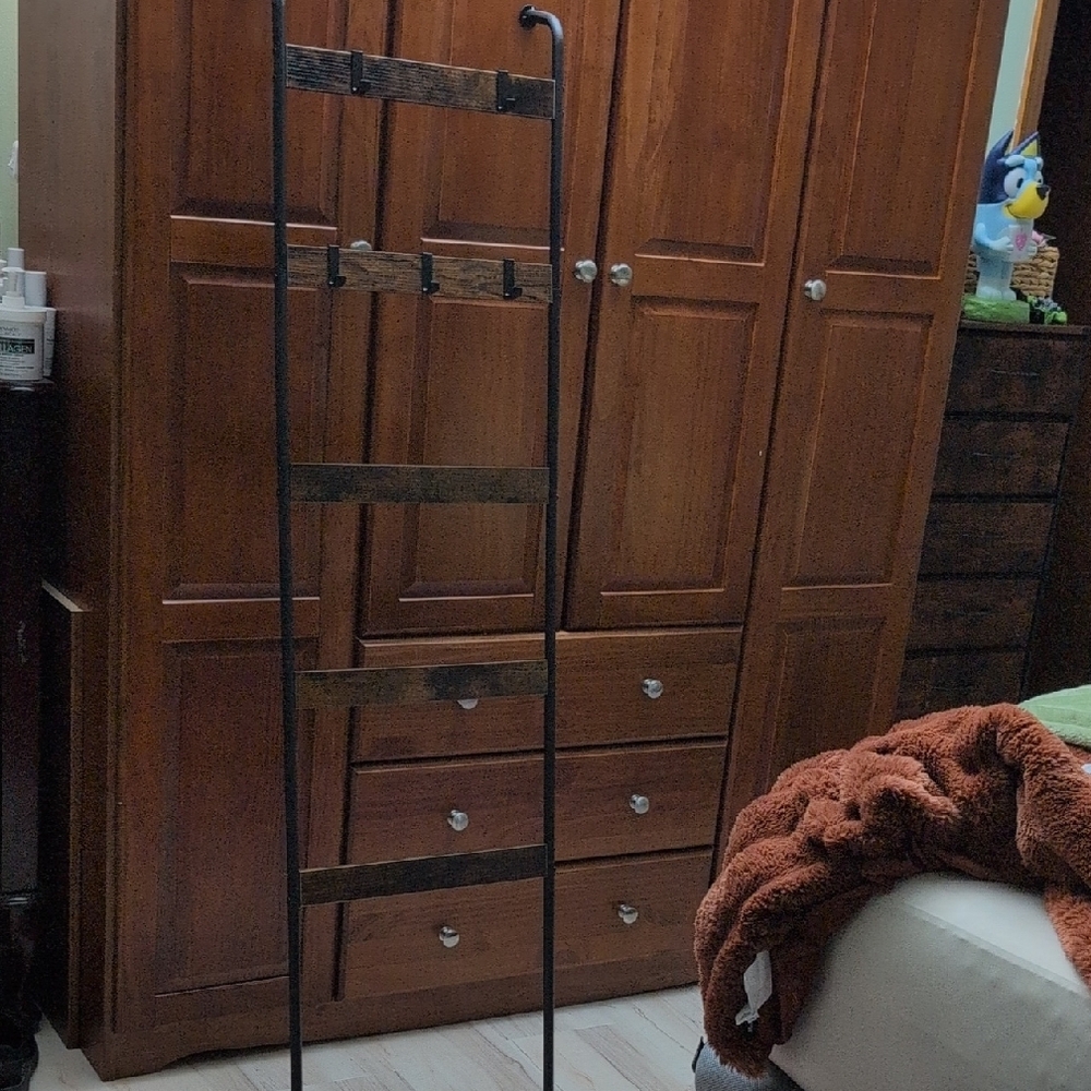 Black and Brown Ladder Quilt Rack - Picture 2 of 9